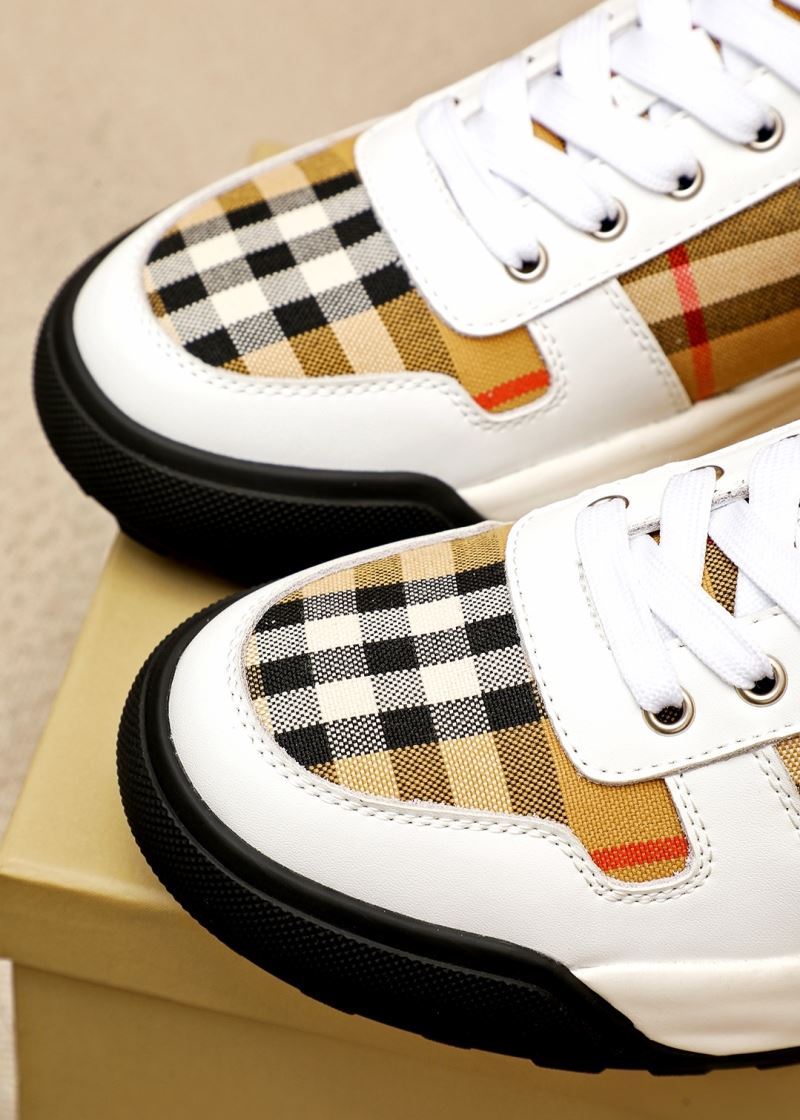 Burberry Low Shoes